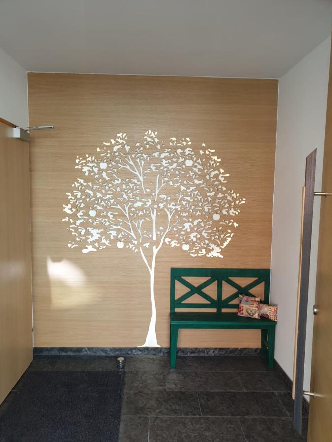 פוהנשטראוס Hotel Drei Lilien מראה חיצוני תמונה