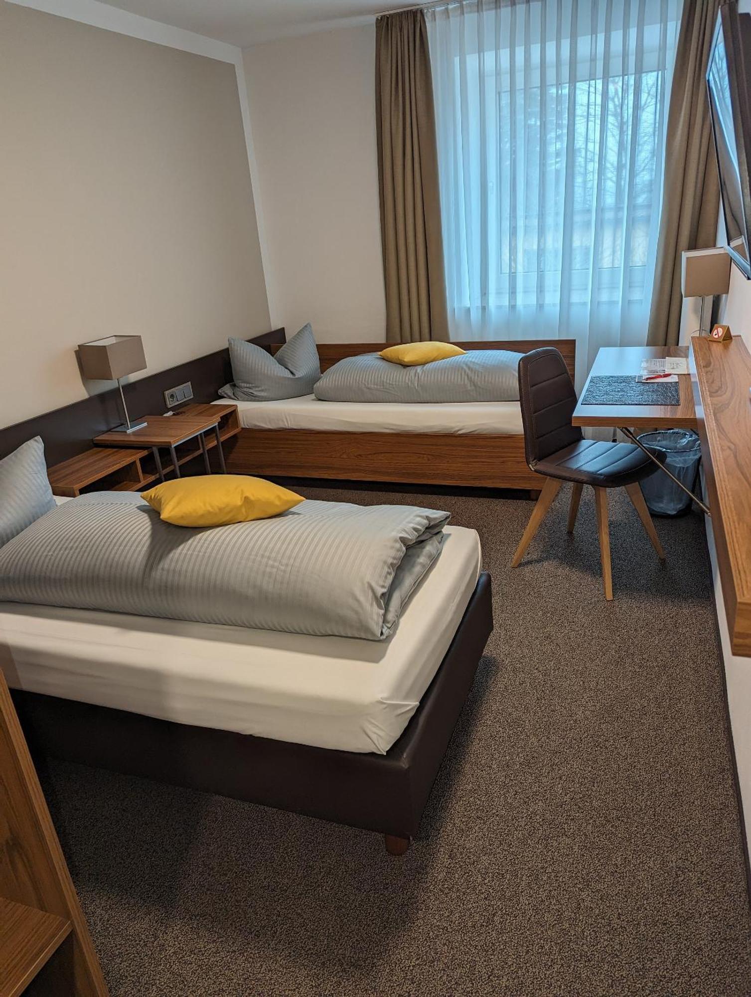 פוהנשטראוס Hotel Drei Lilien מראה חיצוני תמונה
